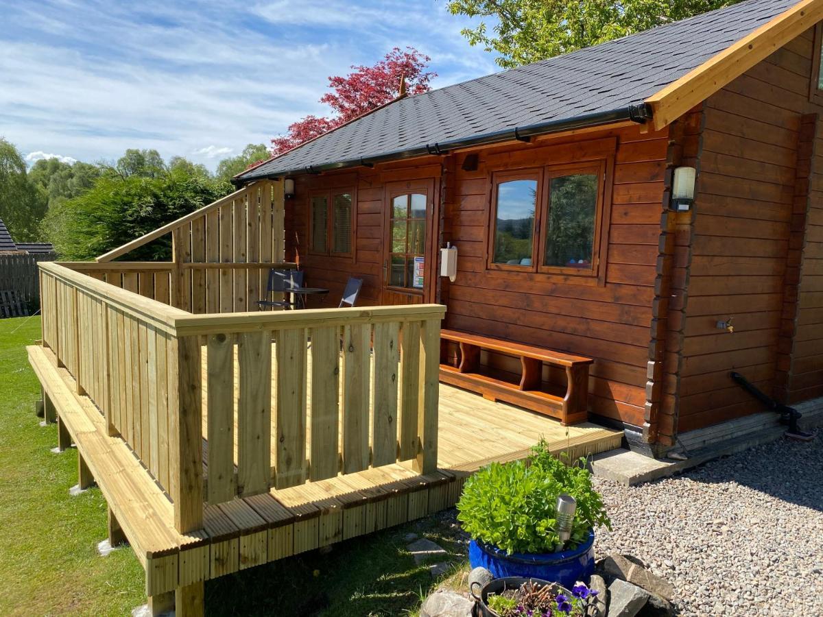 Hill Cottage Cabins Форт Аугустус Екстериор снимка